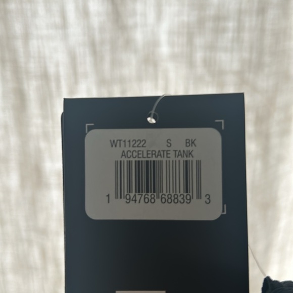 New Balance Accelerate Tank - Picture 7 of 7